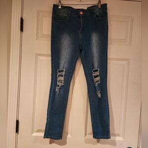 Aq Denim stretchy distressed skinny jeans Size 13
